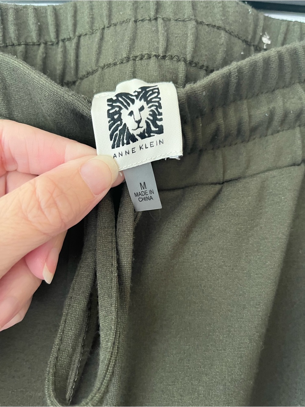 Anne Klein Olive Green Pull-On Jogger Pants